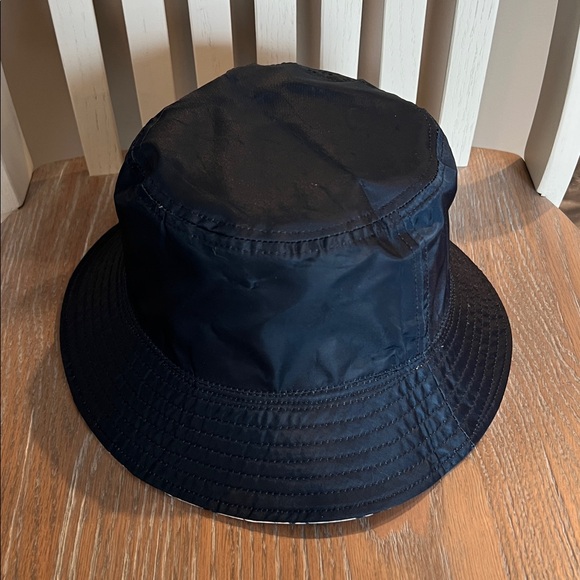 Lug REVERSIBLE CANOPY Diamond White/Navy - Picture 2 of 6